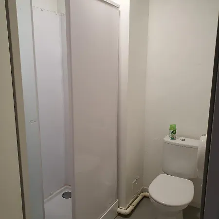 Oda ve Kahvaltı Alienor D'aquitaine 3*