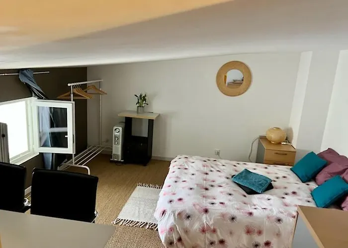 Aliénor D'aquitaine Bed and breakfast