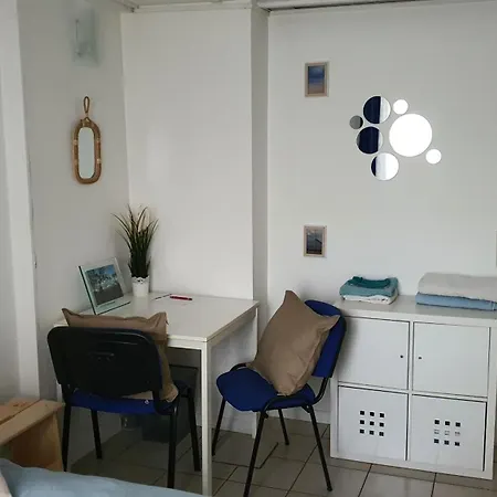 Alienor D'aquitaine Bed & Breakfast 3*